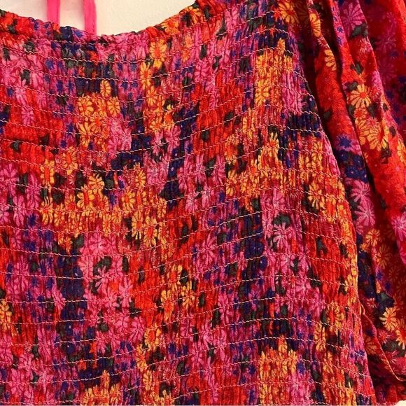 Free People Back On Elbow Puff Sleeve Cropped Top in Pink Floral, Medium NWT - Picture 9 of 12